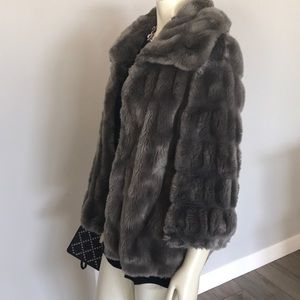 ELIE TAHARI 3/4 Sleeves ,  Faux  Fur Jacket.